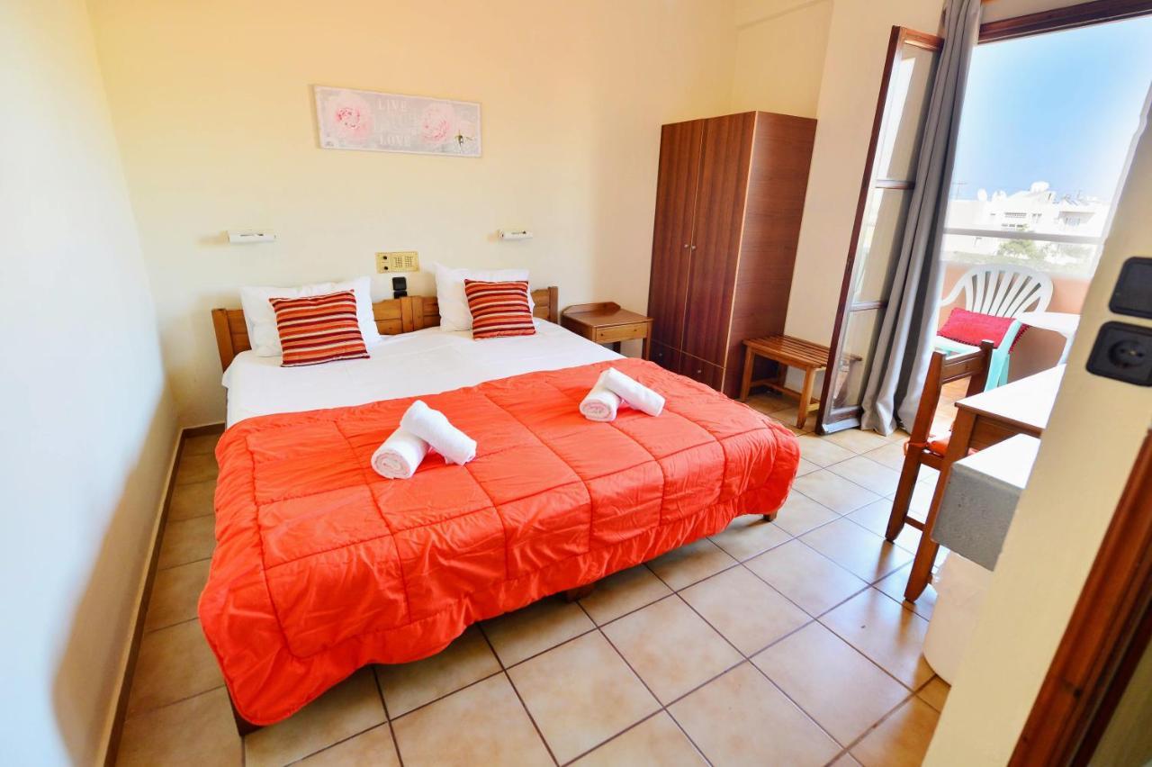 Vergas Hotel Malia Екстериор снимка
